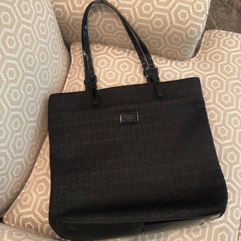 Michale Kors signature black neoprene tote